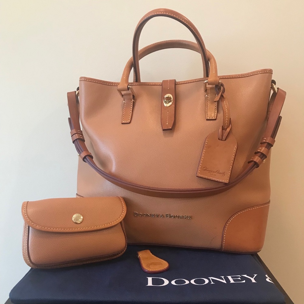 Dooney & Bourke Shelby Shopper